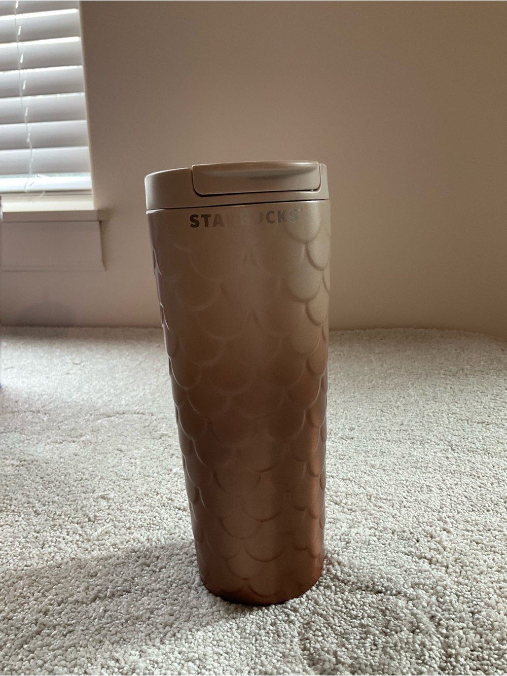 Starbucks Stainless Steel Siren
Scales Copper Flip Top Cup New